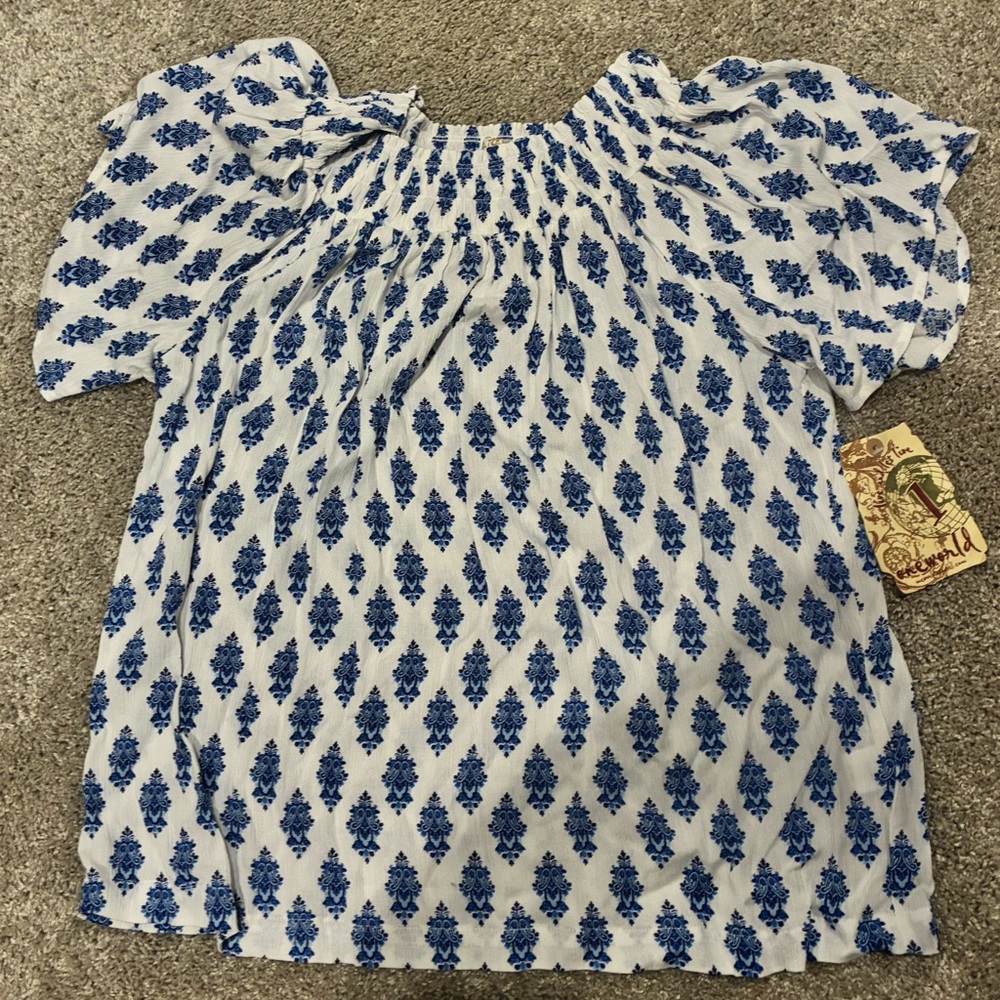 ONE WORLD Blue and White Floral Blouse